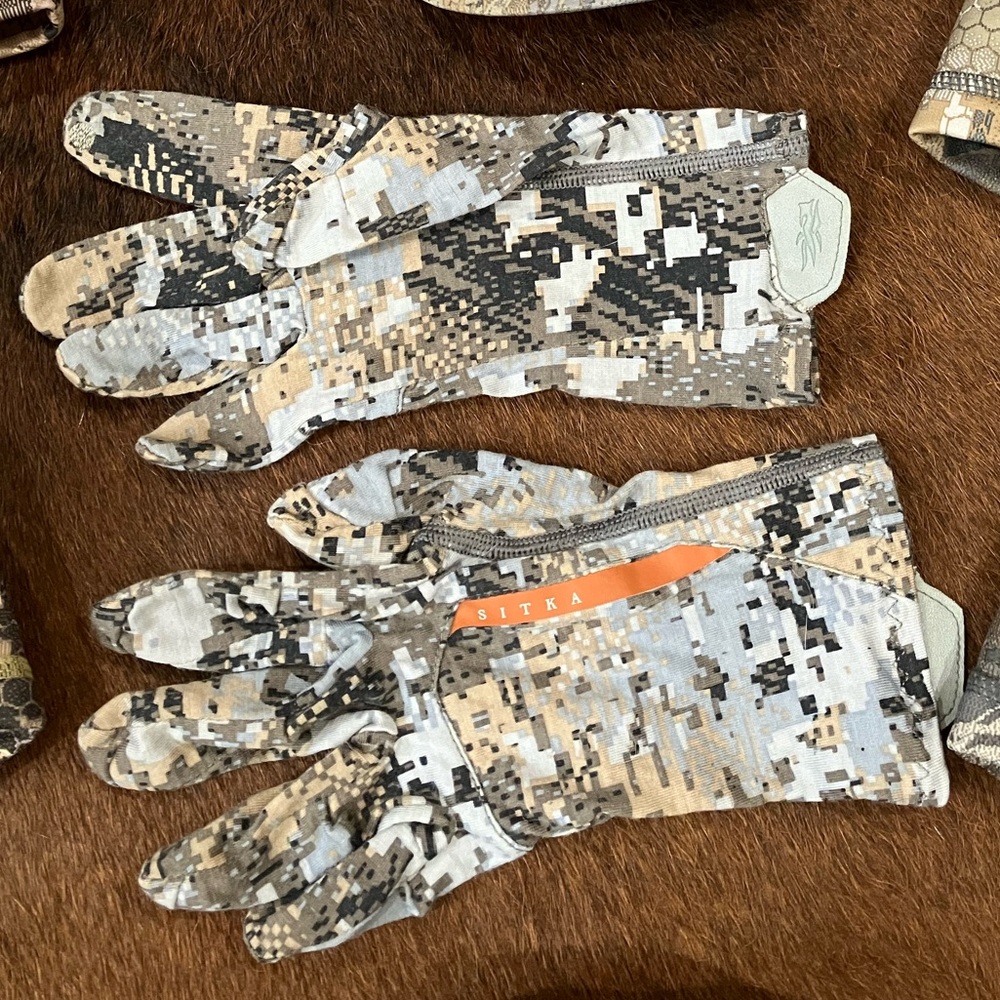 Sitka Gloves (M)